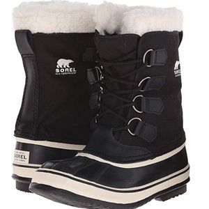 Women’s Sorel Winter Carnival size 7 black